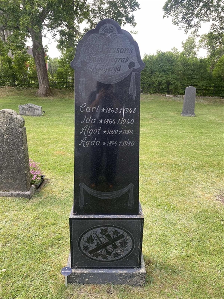 Grave number: 04 A 103-106