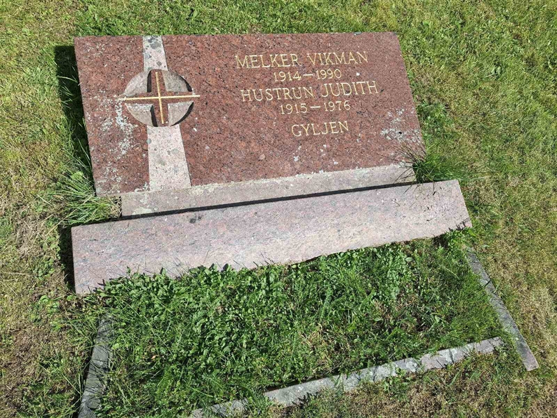 Grave number: 001 2   909