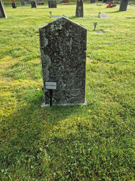 Grave number: 2 KV.4    82