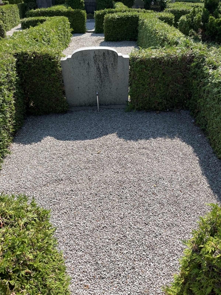 Grave number: NK VI    13
