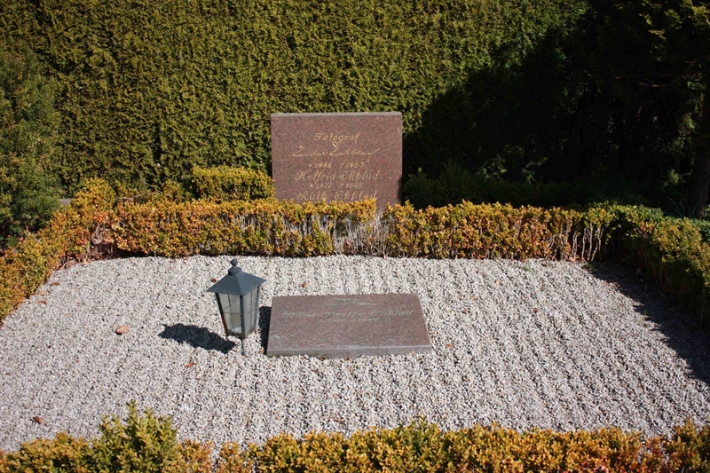 Grave number: Ö ÖSN    61, 62