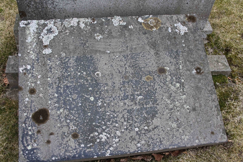 Grave number: Hk 8    42