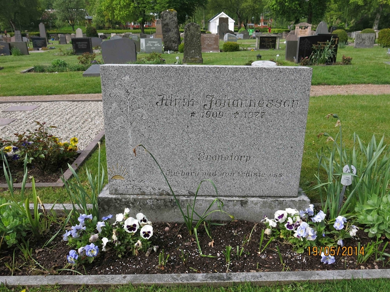 Grave number: Vitt N04   169, 170