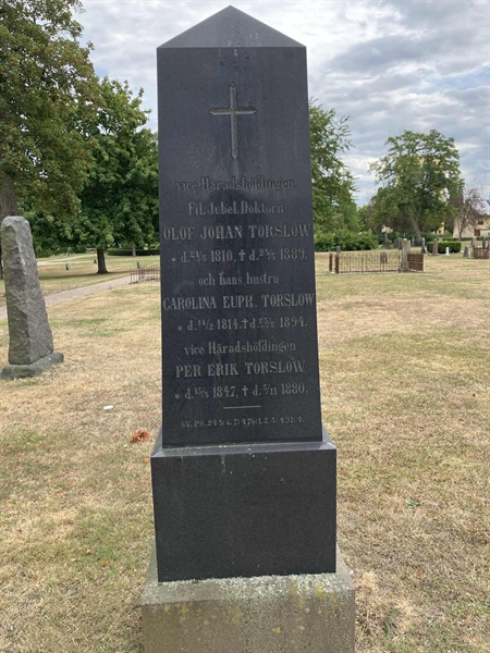 Grave number: G 03 25