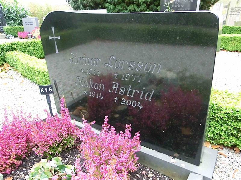 Grave number: ÄS 03    001A