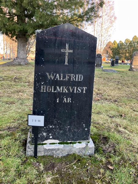 Grave number: 2 B    66