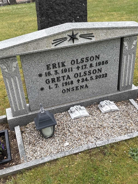 Grave number: SKF A   221, 222