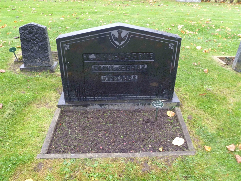 Grave number: ROG B  322, 323