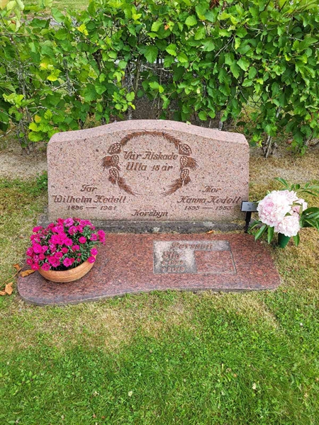 Grave number: Jä 07    35