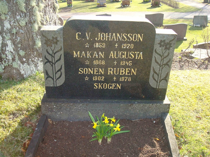 Grave number: KU 06    92