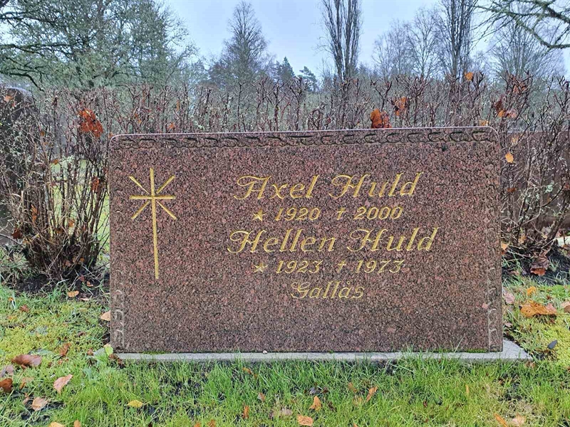 Grave number: Å N   216