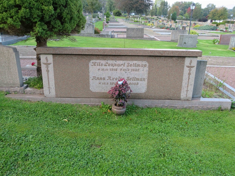 Grave number: 1 03  148