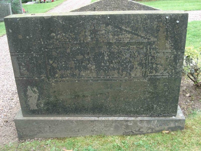 Grave number: KU 05   279