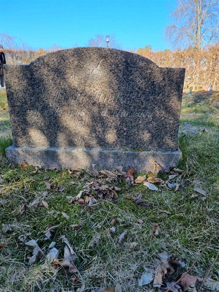 Grave number: 1 35    4
