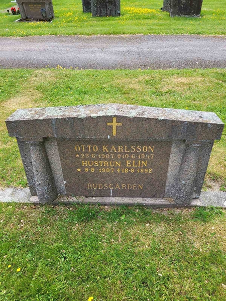 Grave number: kö 01 13    23