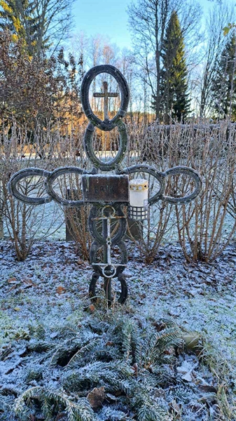 Hautatunnus: 6 05    103