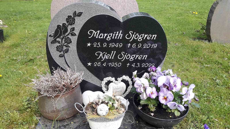 Grave number: FÄ 031   110