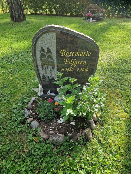 Grave number: 1 KV16   152