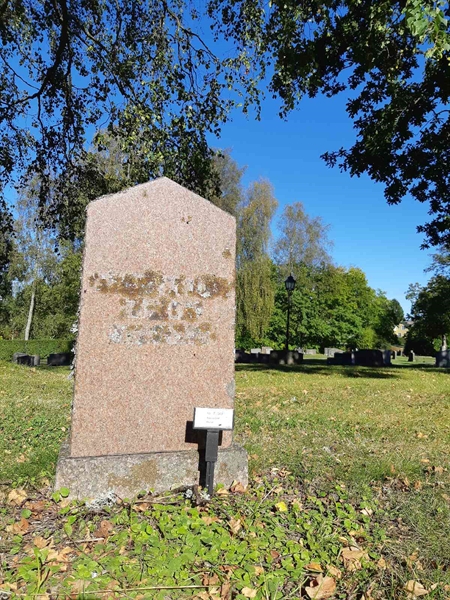 Hautatunnus: Fr 7   569