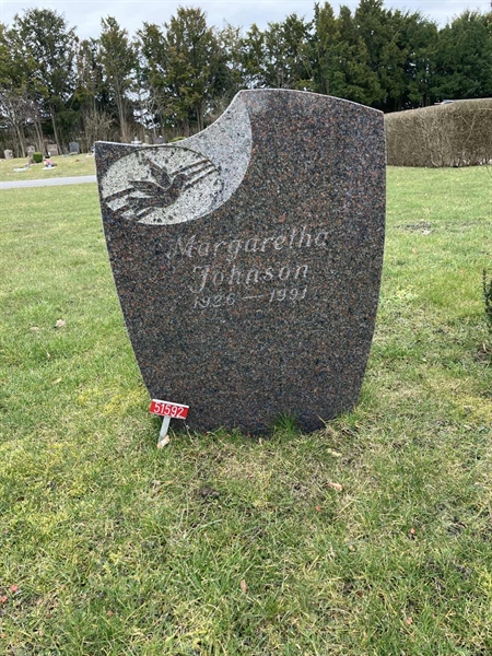 Grave number: R 01   820