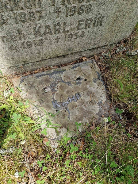 Grave number: 1 KV.3    38-40