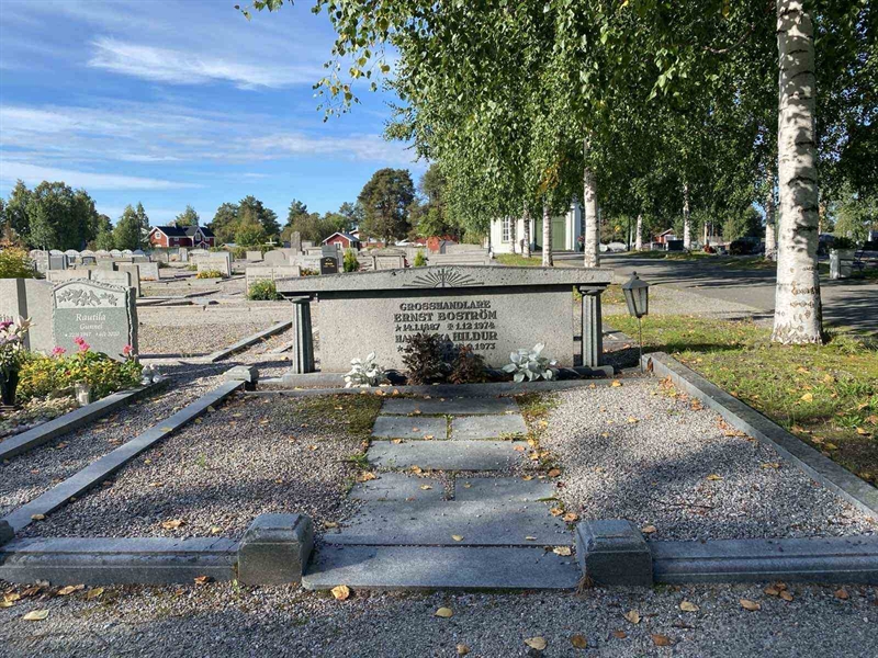 Gravnummer: 2 07    17