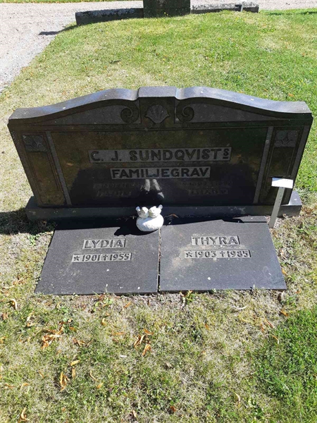 Grave number: Fr 1   107-108