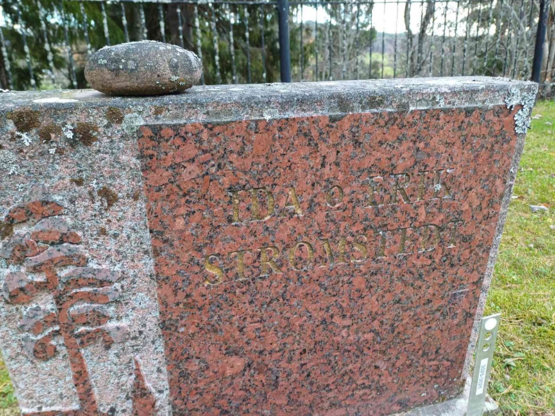 Grave number: JÄ 1 B 3025, 3026