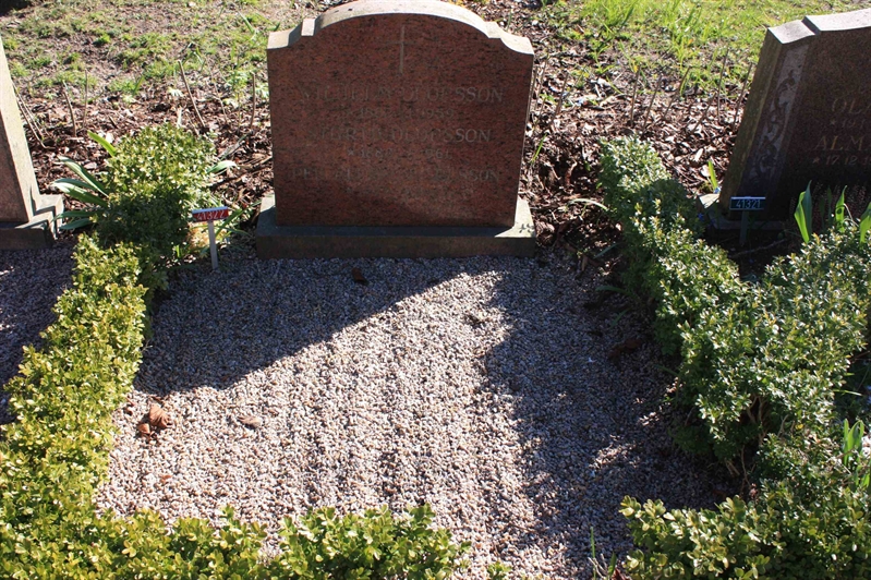 Grave number: Ö U02    26