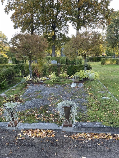 Grave number: 1 G     8A