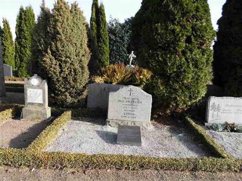 Grave number: VK 1  1330-1331