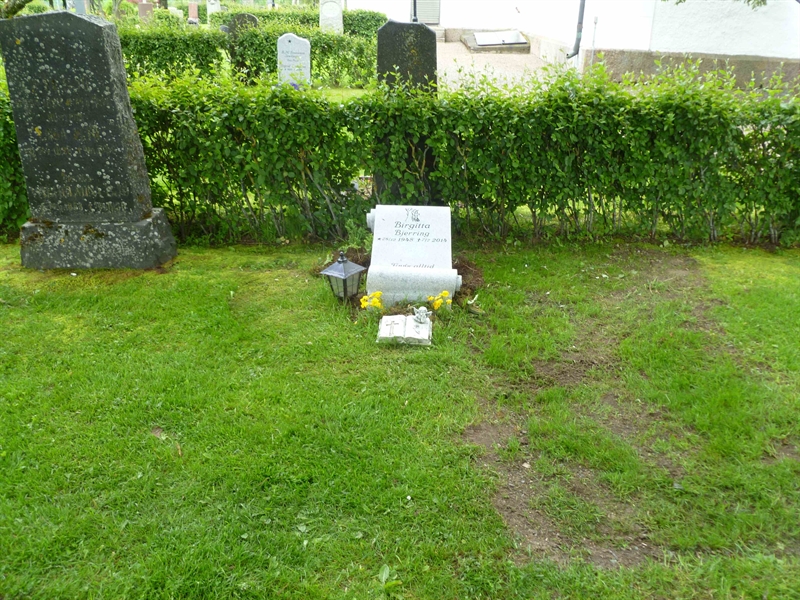 Grave number: ROG C  206, 207