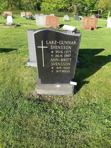 Grave number: Fr 8   325-326