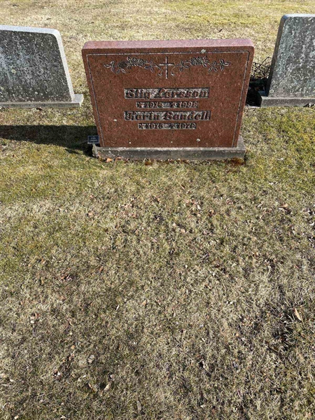 Grave number: 30 B   109-110