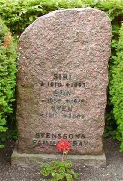 Grave number: BK F     9, 10, 11, 12