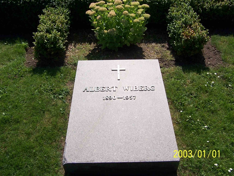 Grave number: 1 3 1C    37