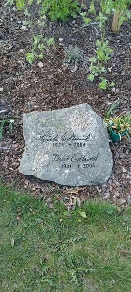 Grave number: 3 Nya U    10