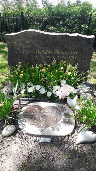 Grave number: FÄ 033    31