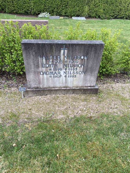 Grave number: 20 C    96-98
