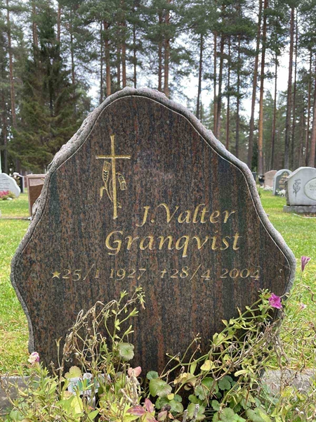 Grave number: 3 5   114