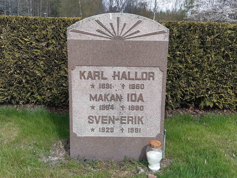 Grave number: KA 02    58