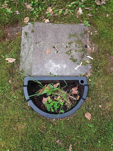 Grave number: 01  2510