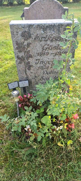 Grave number: M 14   95