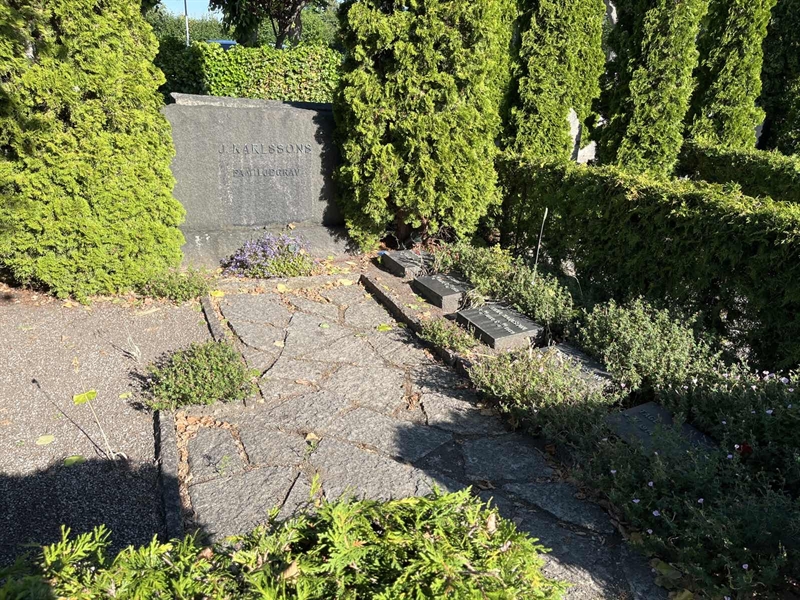 Grave number: NK III    15b