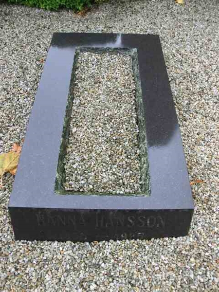 Grave number: ÖK E    015