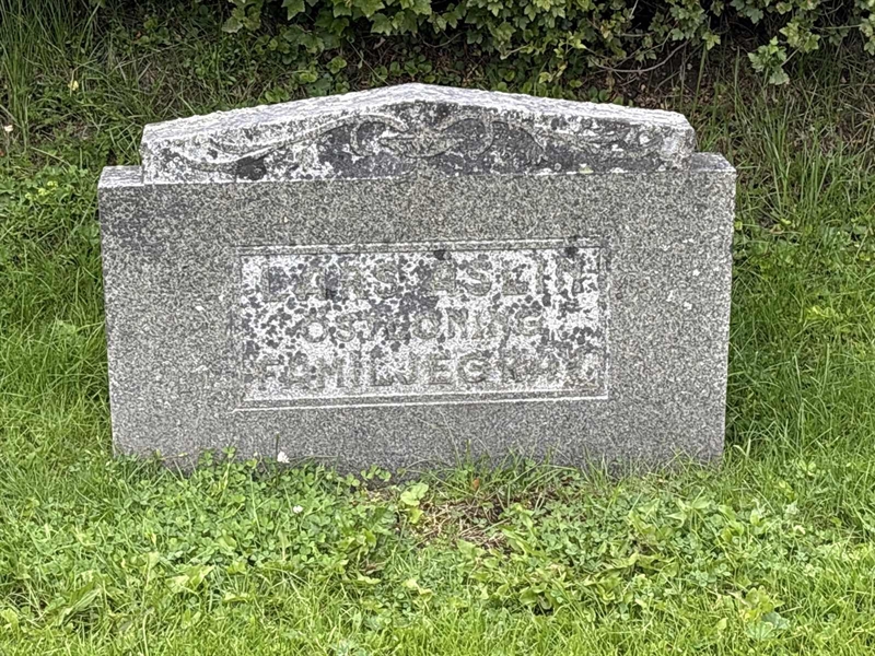 Grave number: IN 10   322