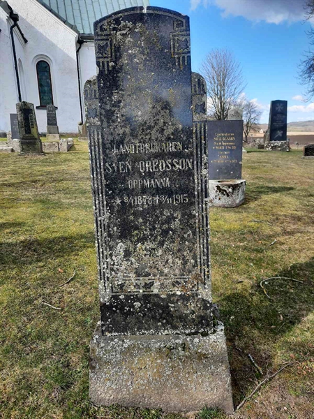 Grave number: OG N   107