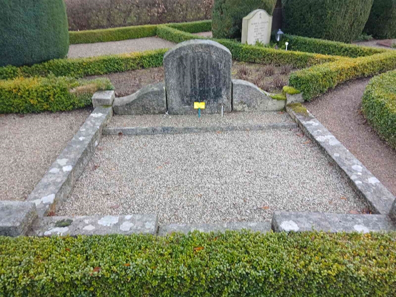 Grave number: Si J    25, 26