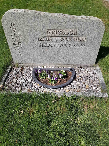 Grave number: 01  3753