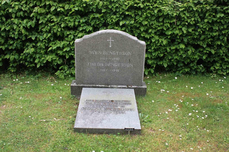 Grave number: Ö SSN    35, 36